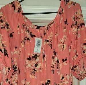 Torrid blouse 1X 14-16